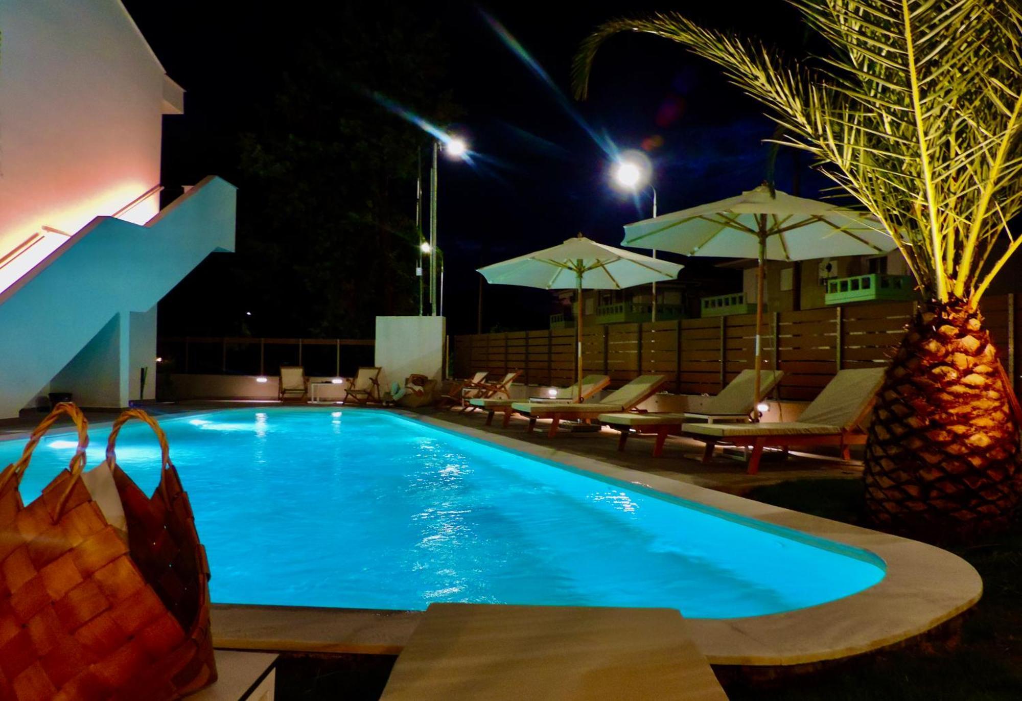 Essentia Vita Comfy Suites Limenas  Exterior photo